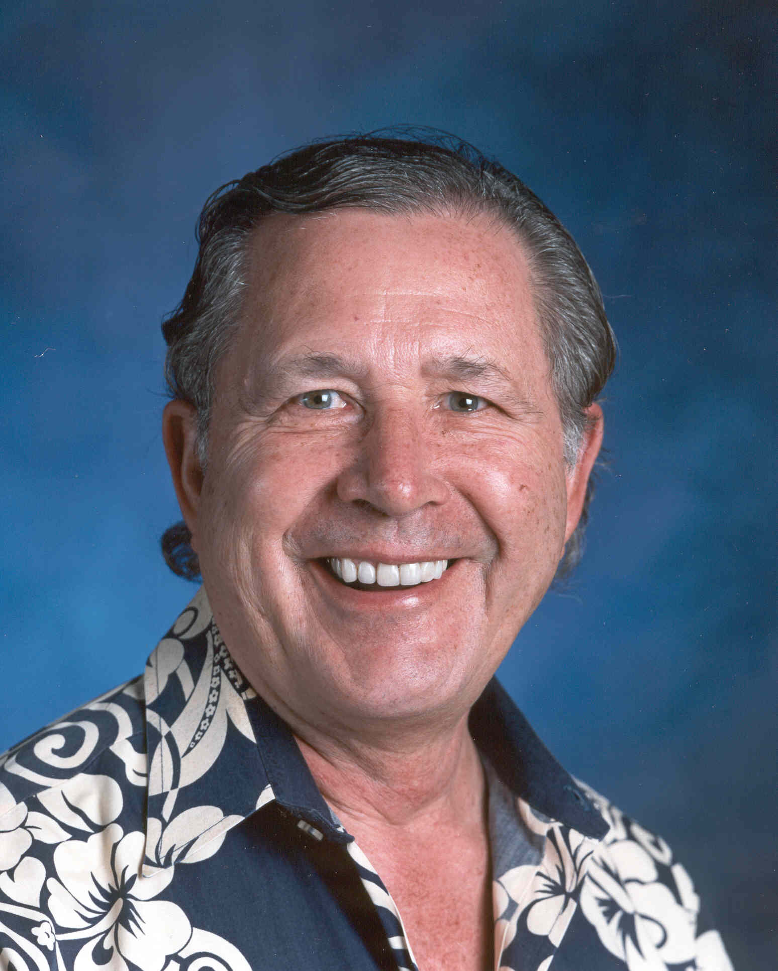 Studio portrait in Hawaiʻi.